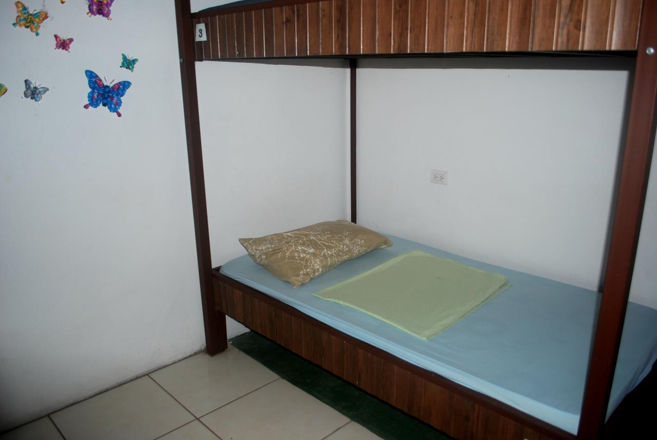 Passifloras Hostel Quepos Exterior photo