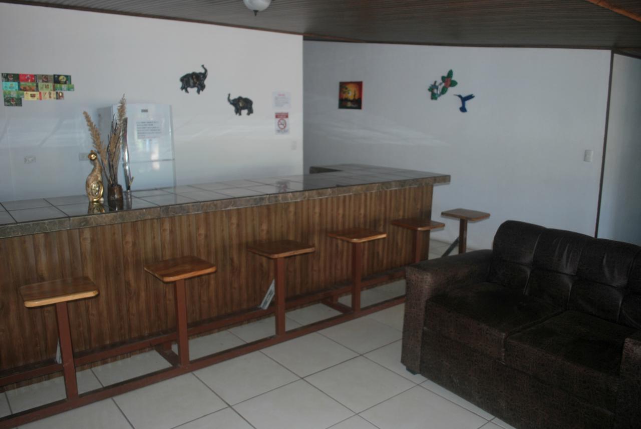 Passifloras Hostel Quepos Exterior photo
